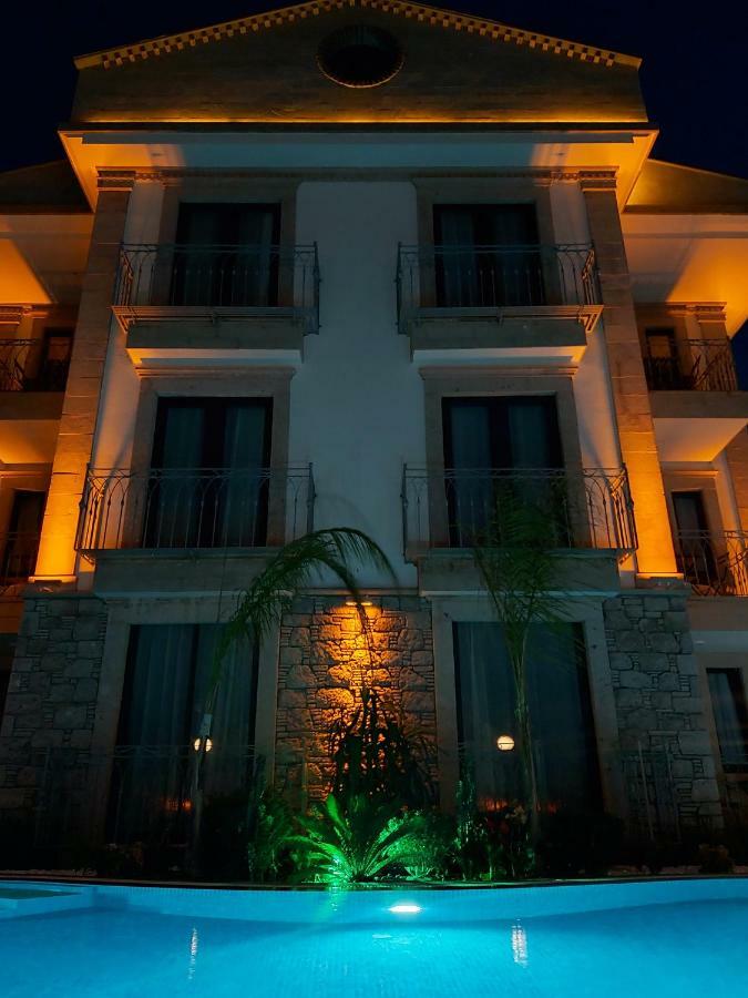 Sukha Cunda Otel Ngoại thất bức ảnh